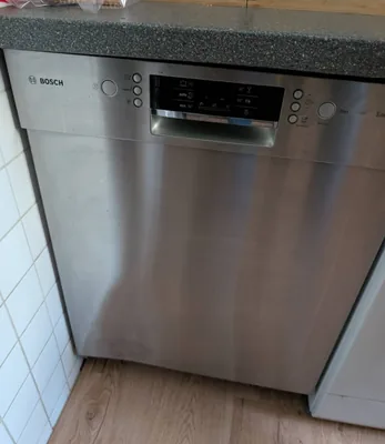 Household appliance repair in Burnaby